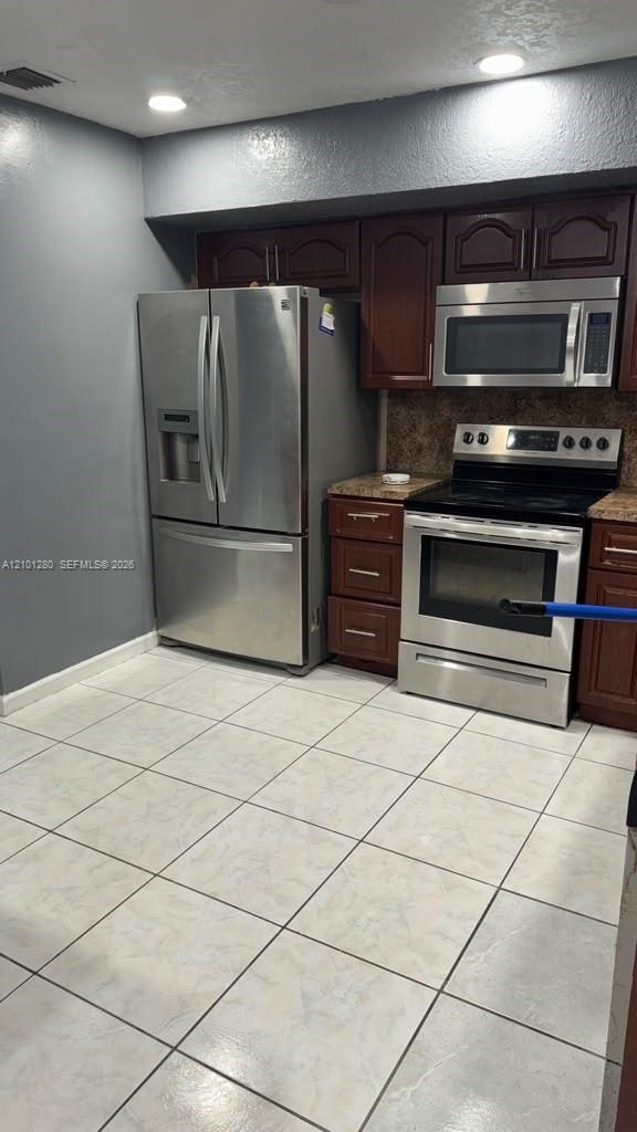 Pembroke Pines, FL 33023 photo 5
