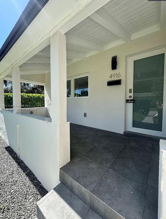 4916 Washington Dr, Coral Gables FL 33133 photo 2