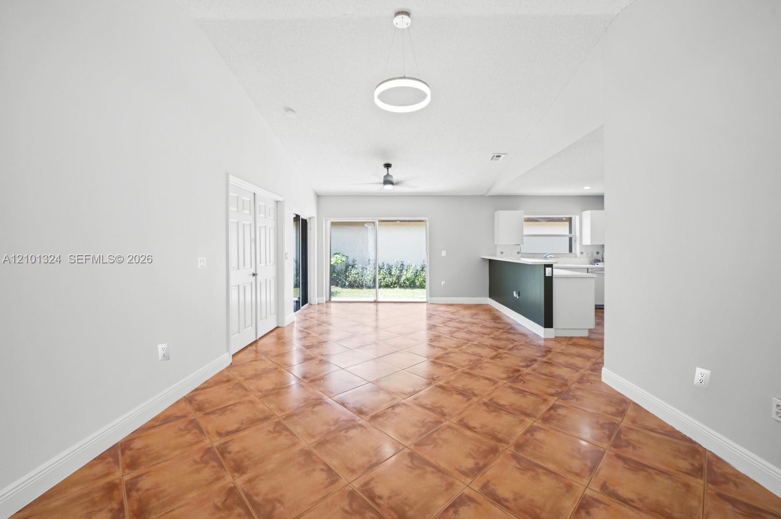 14613 SW 155th Pl, Miami FL 33196 photo 4