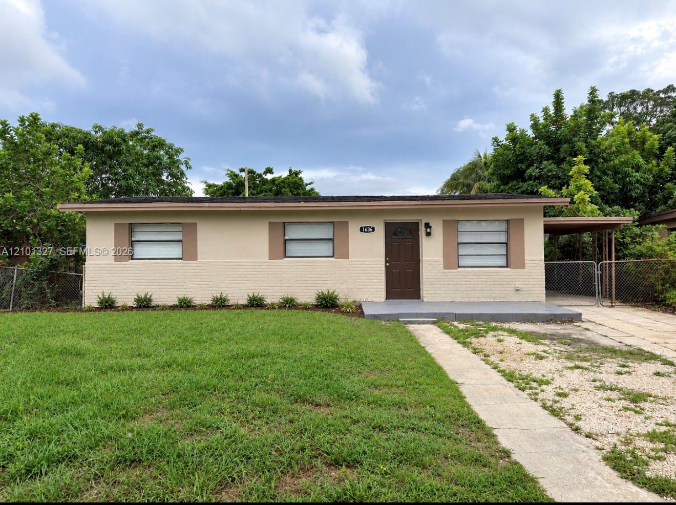 1636 NW 16th St, Fort Lauderdale FL 33311 photo 2
