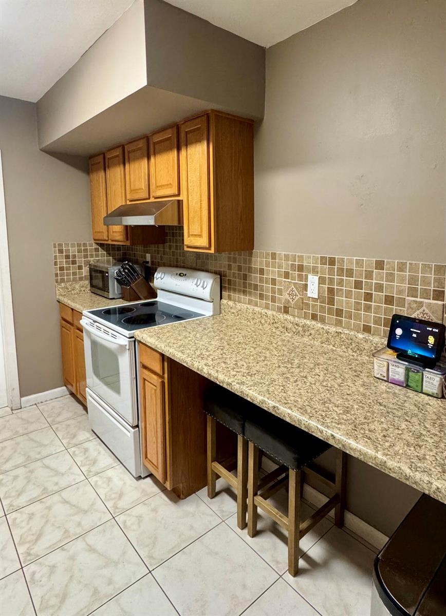 4300 GRANT Street, Hollywood FL 33021 photo 4