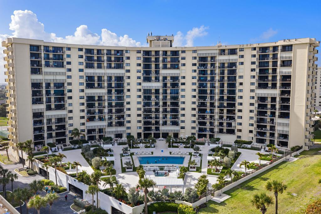 200 OCEAN TRAIL Way # T7, Jupiter FL 33477 photo 2