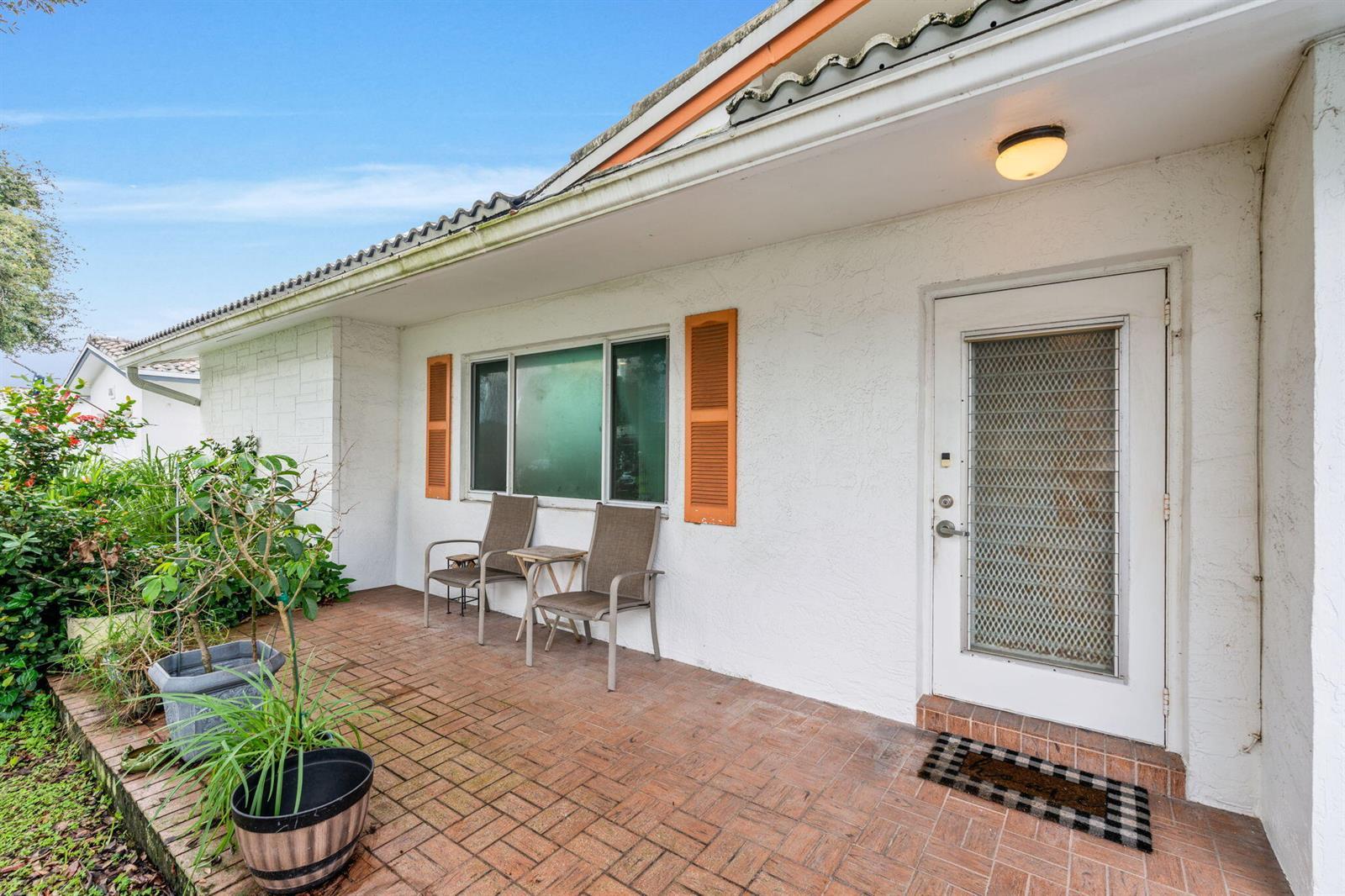1171 NW 89th Avenue, Plantation FL 33322 photo 3