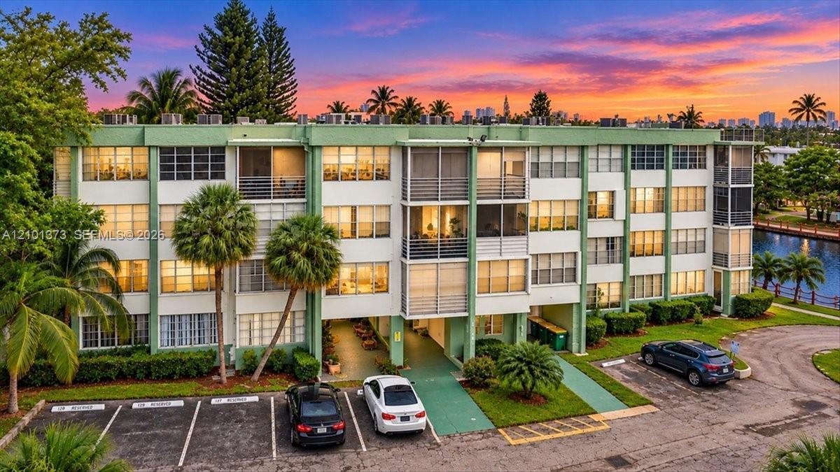 2751 Taft St # 404, Hollywood FL 33020 photo 4