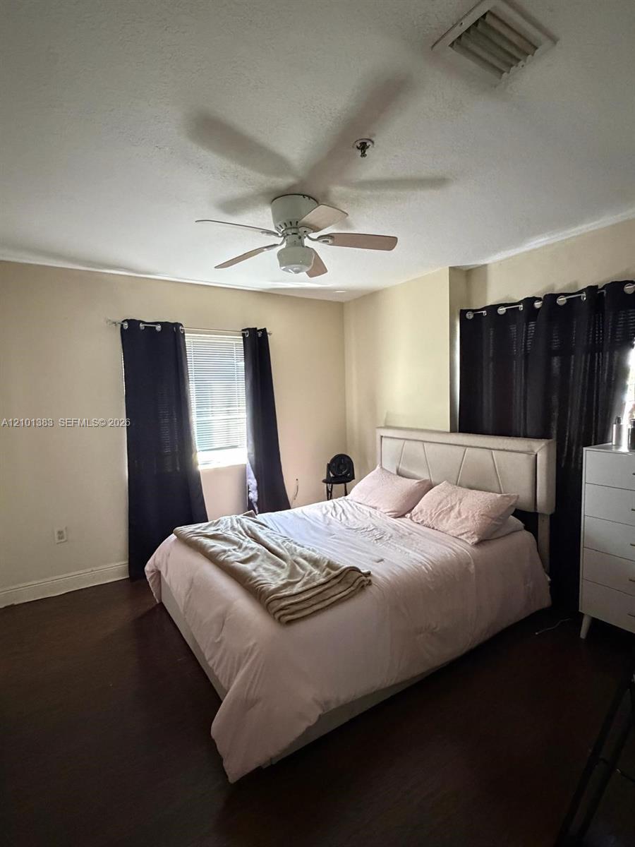 2210 NW 34th St # 204, Miami FL 33142 photo 2
