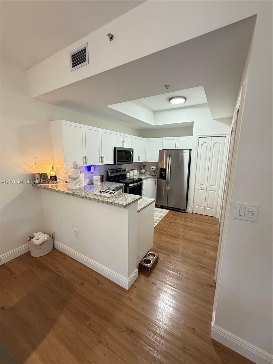 8866 W Flagler St # 207, Miami FL 33174 photo 4