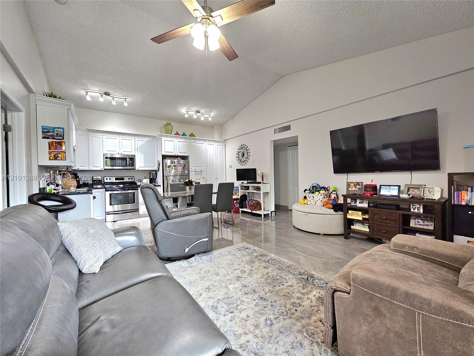 841 Lyons Rd # 24205, Coconut Creek FL 33063 photo 3