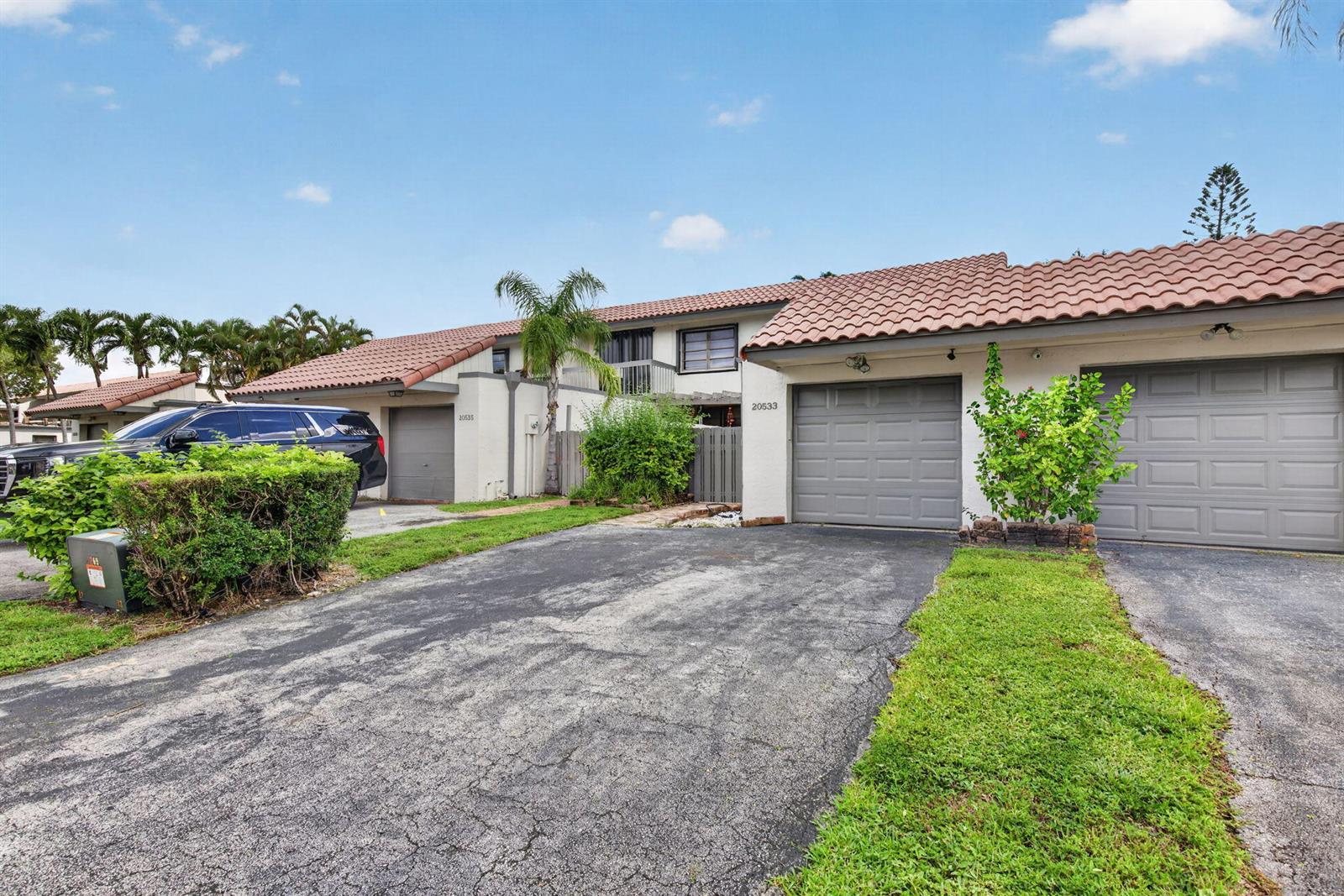 20533 NE 6TH Court, Miami FL 33179 photo 3