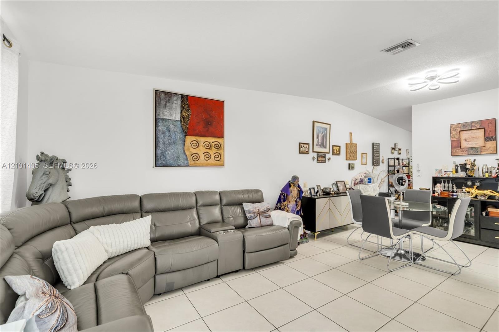 7810 Pembroke Rd, Miramar FL 33023 photo 3