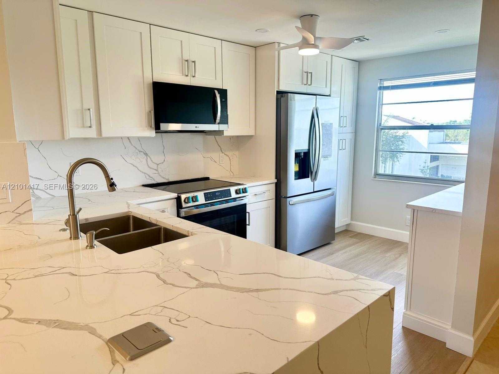 4098 Yarmouth  E # 4098, Boca Raton FL 33434