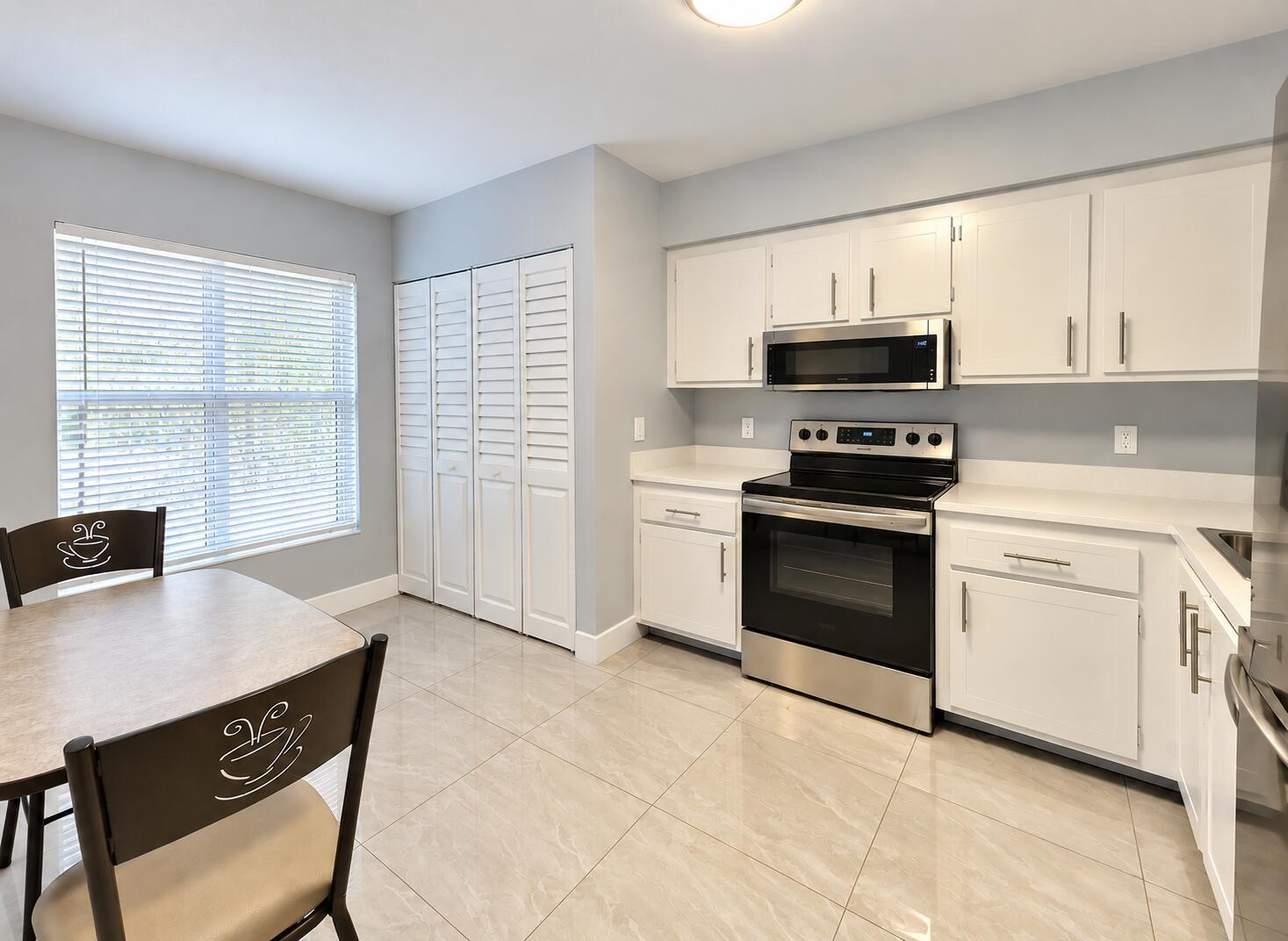 4570 NW 18TH Avenue # 404, Deerfield Beach FL 33064 photo 5
