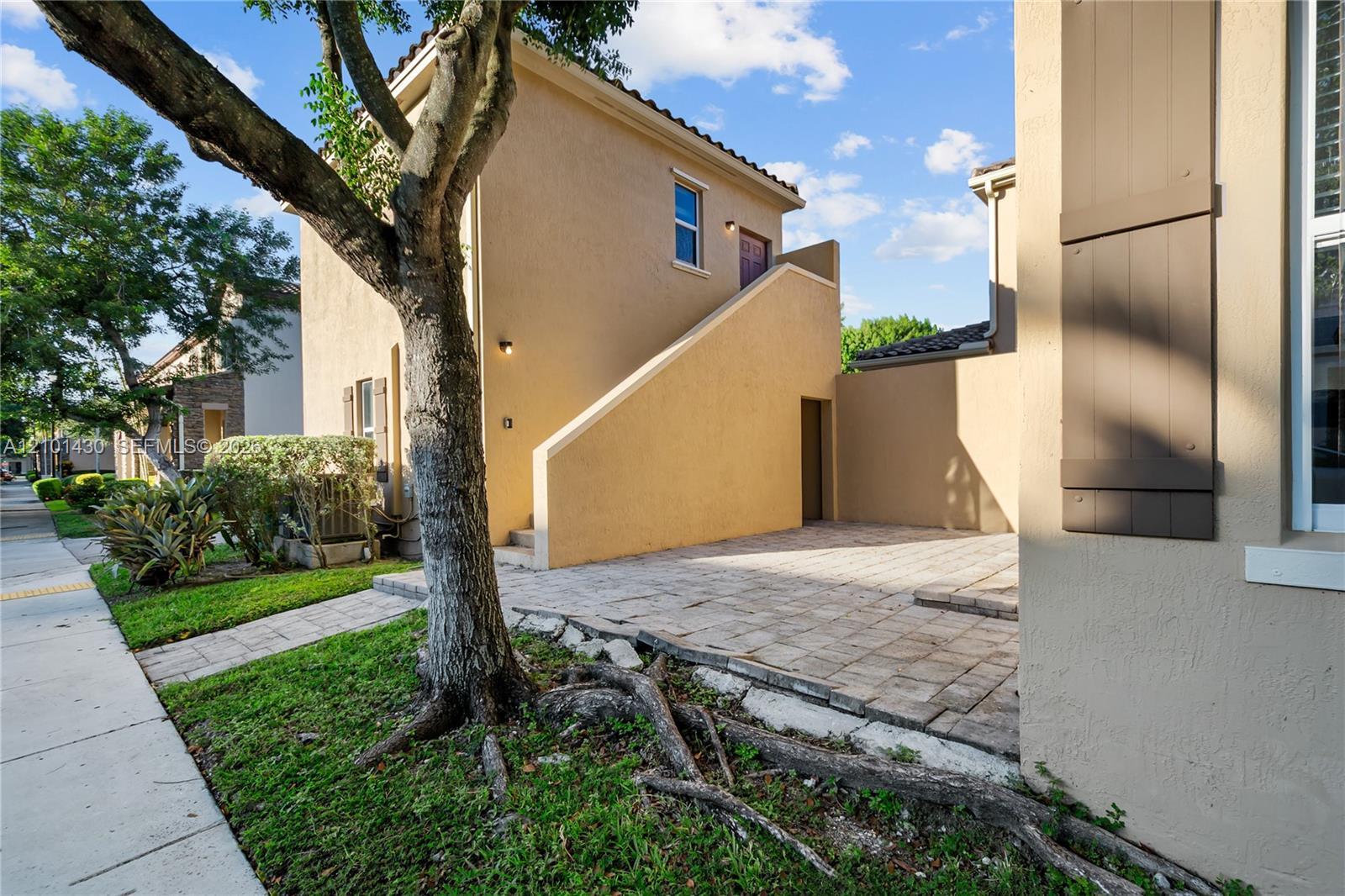 17099 SW 94th Way, Miami FL 33196 photo 4