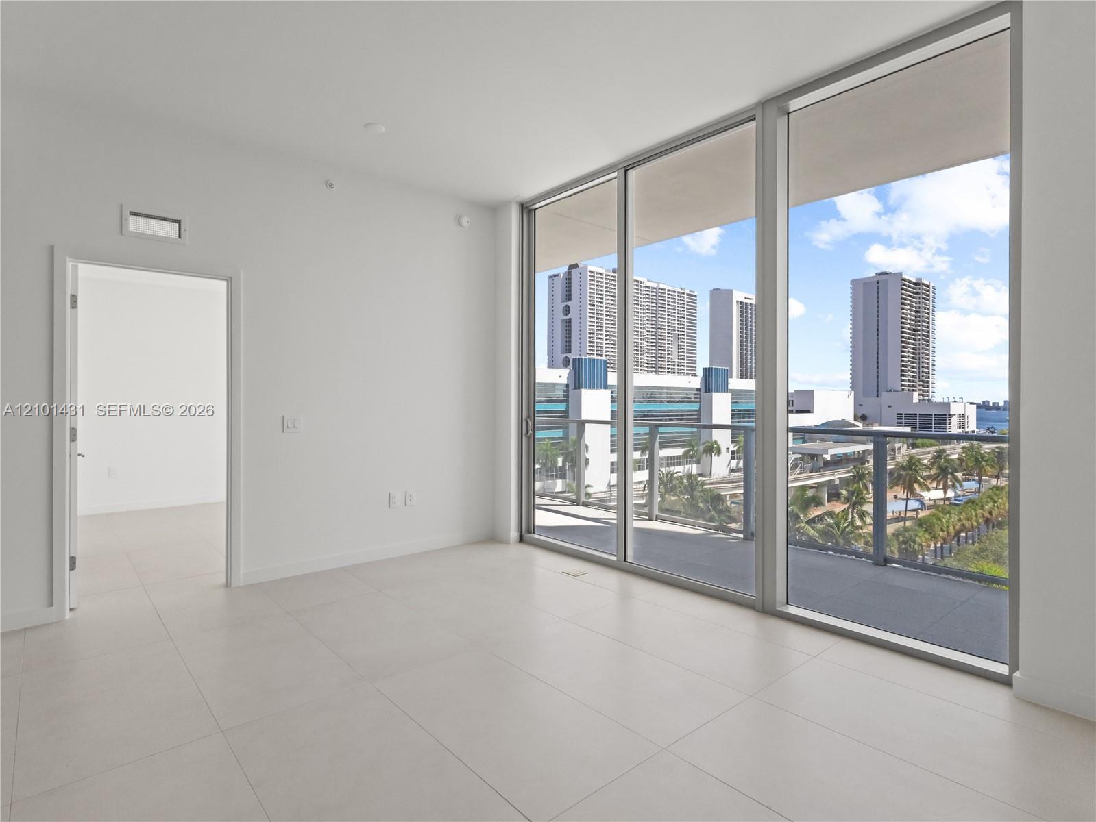1400 Biscayne Blvd # 608, Miami FL 33132