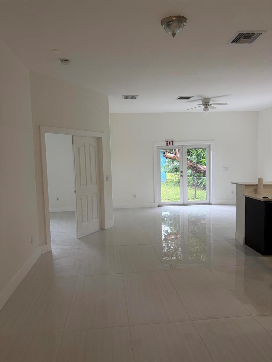 2514 NW 4TH Court, Pompano Beach FL 33069 photo 4