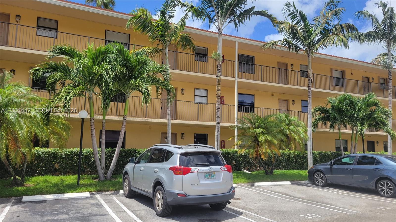 11477 NW 39th Ct # 1, Coral Springs FL 33065