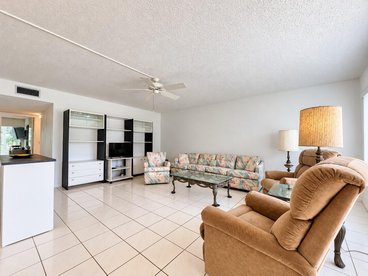 102 GREENBRIER A, West Palm Beach FL 33417 photo 5
