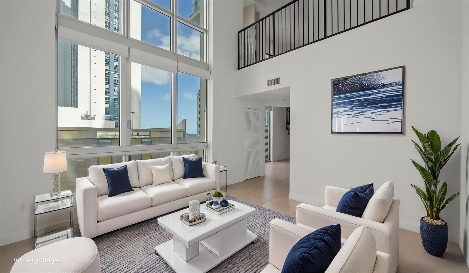 300 S BISCAYNE Boulevard # 832, Miami FL 33131 photo 4