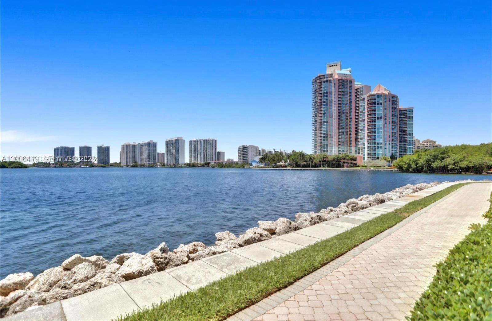 3600 MYSTIC POINTE Drive # 1202, Aventura FL 33180 photo 2