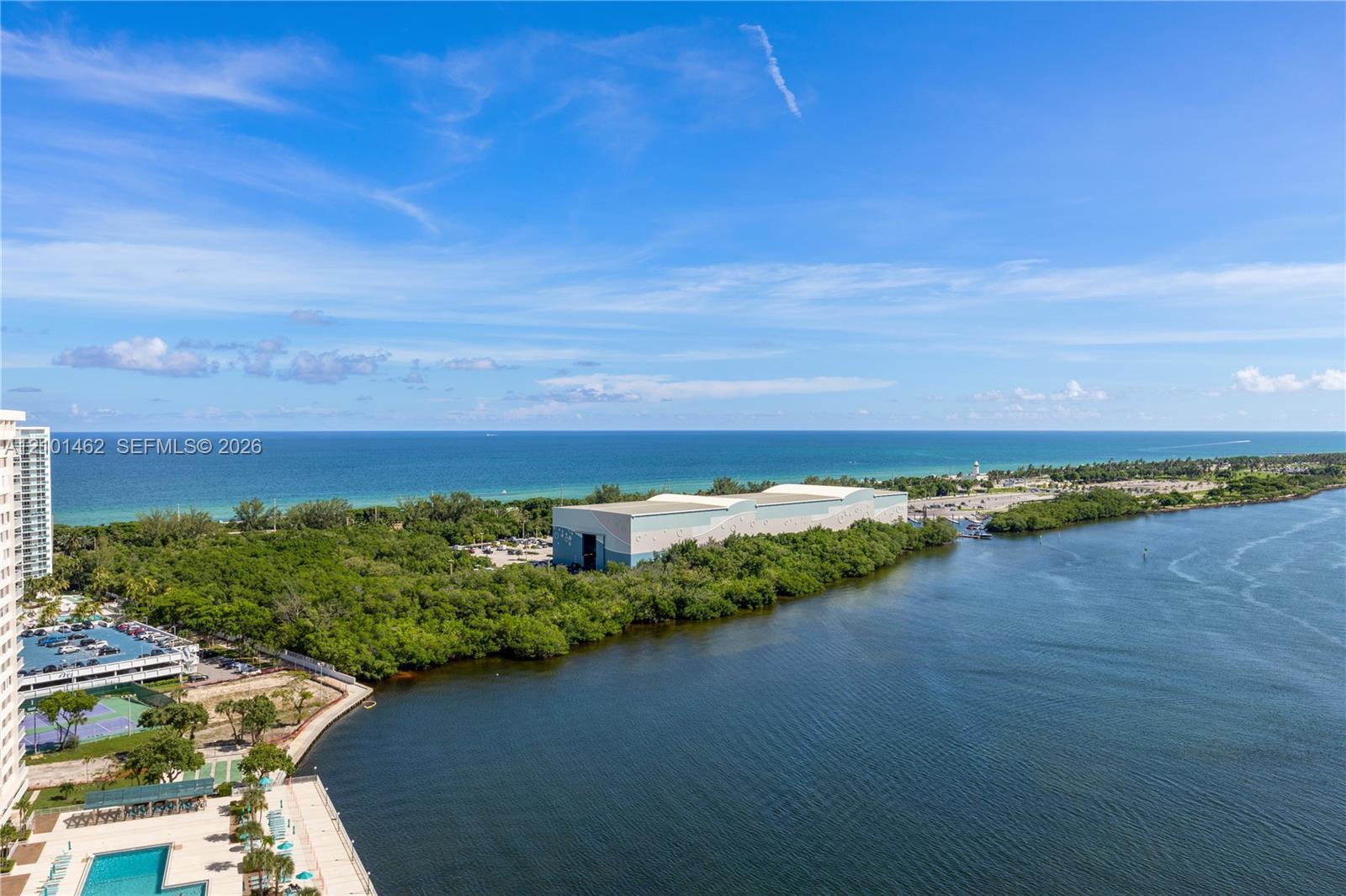 500 Bayview Dr, Sunny Isles Beach FL 33160 photo 3