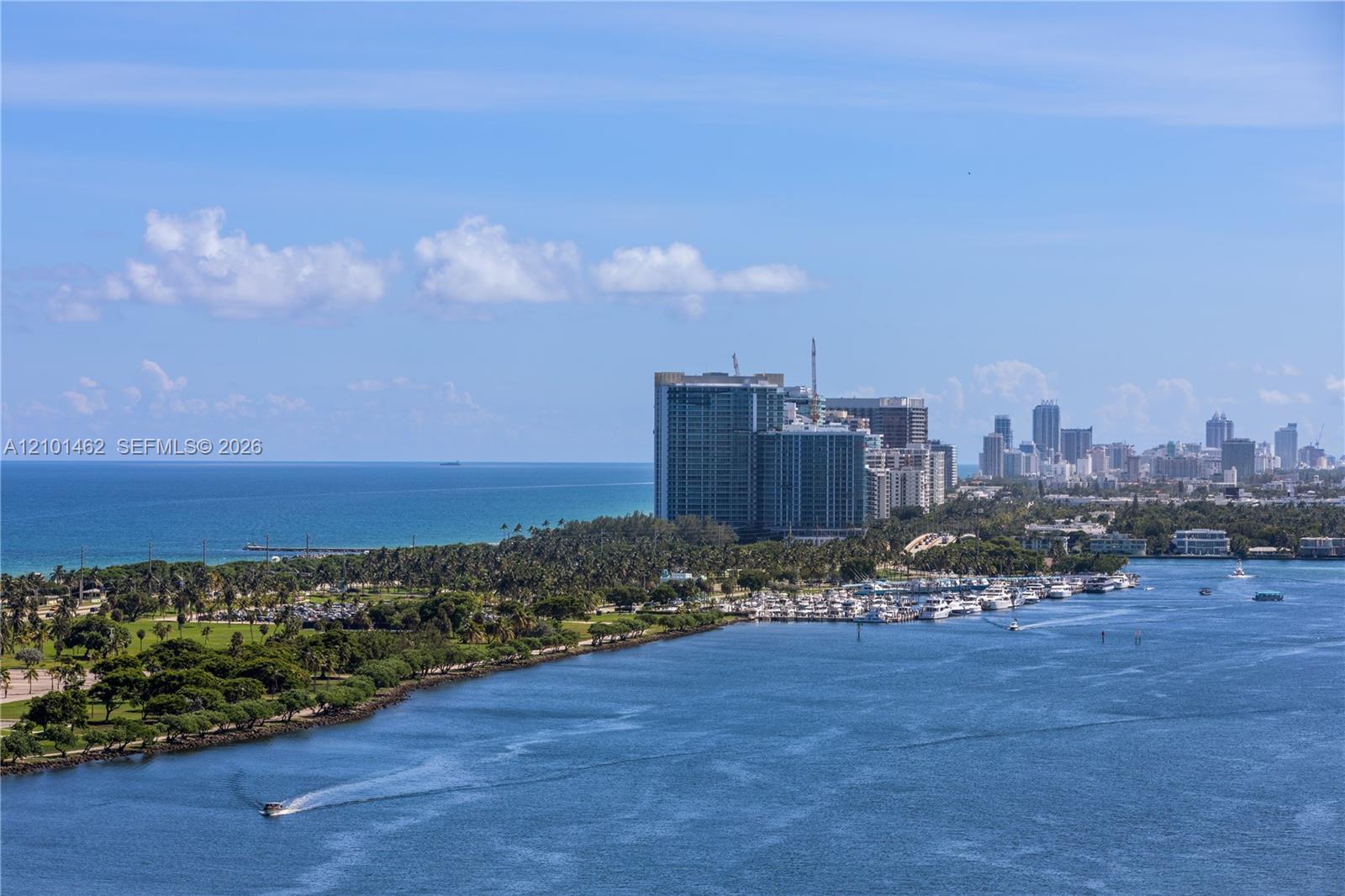 500 Bayview Dr, Sunny Isles Beach FL 33160 photo 4