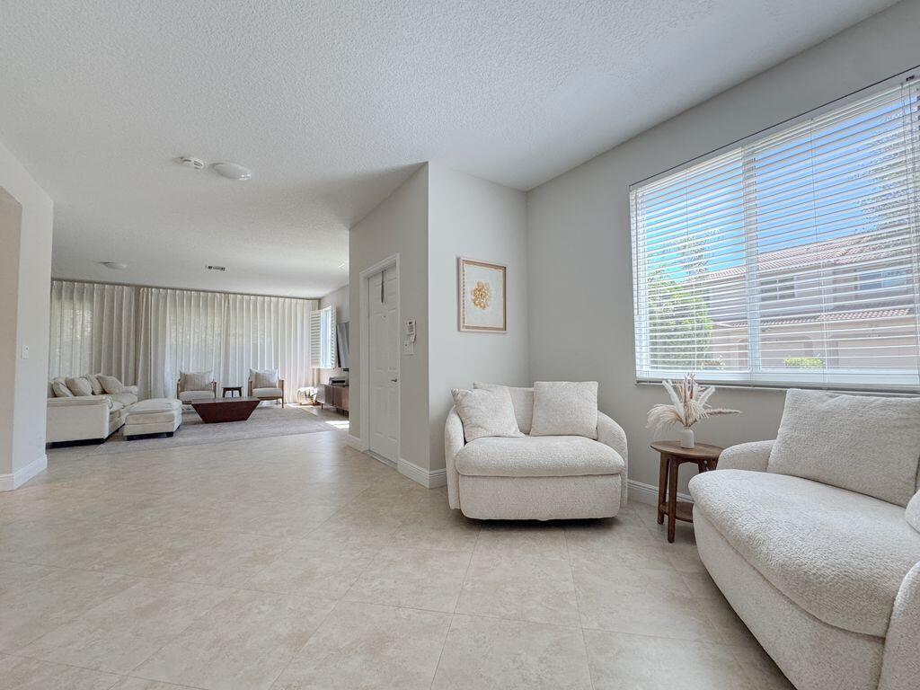 6819 VIA REGINA, Boca Raton FL 33433 photo 3