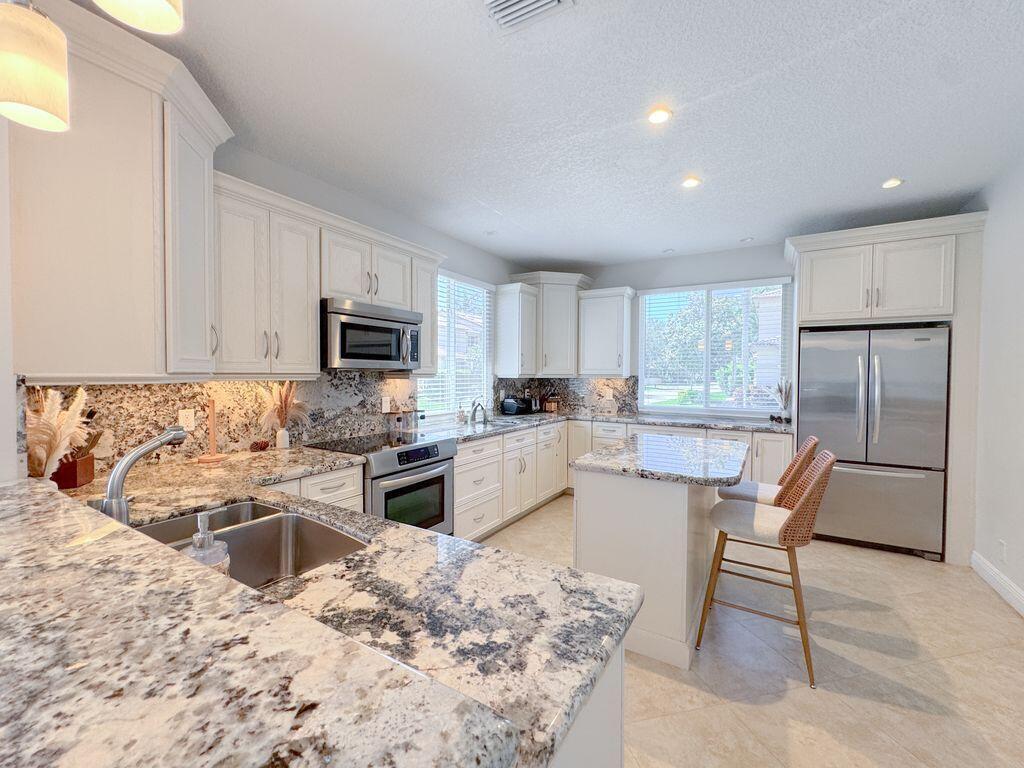 6819 VIA REGINA, Boca Raton FL 33433 photo 5
