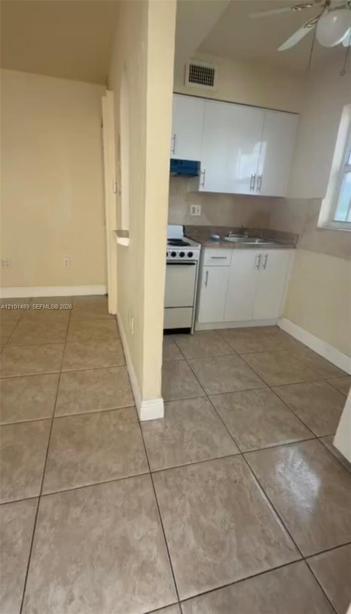 1319 NW 60th St # 8, Miami FL 33142