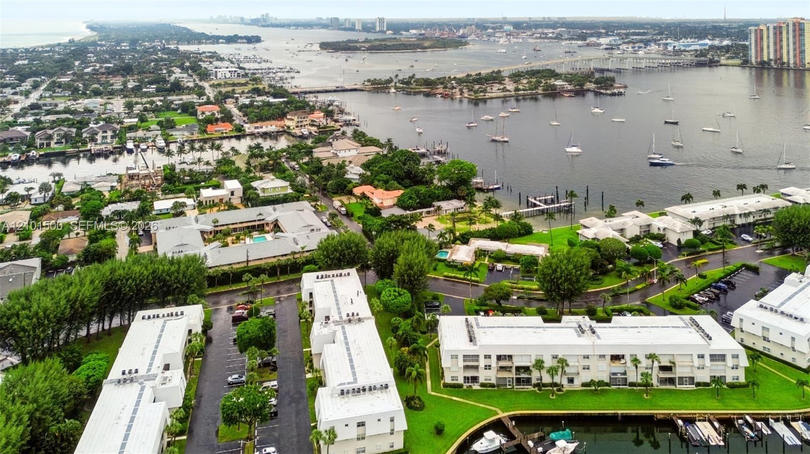 1170 Sugar Sands Blvd # 409, Singer Island FL 33404 photo 4