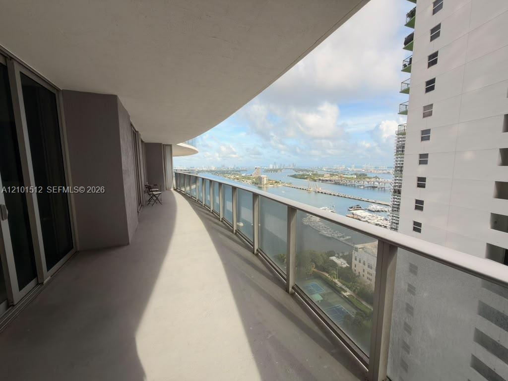 488 NE 18th St # 2710, Miami FL 33132 photo 3