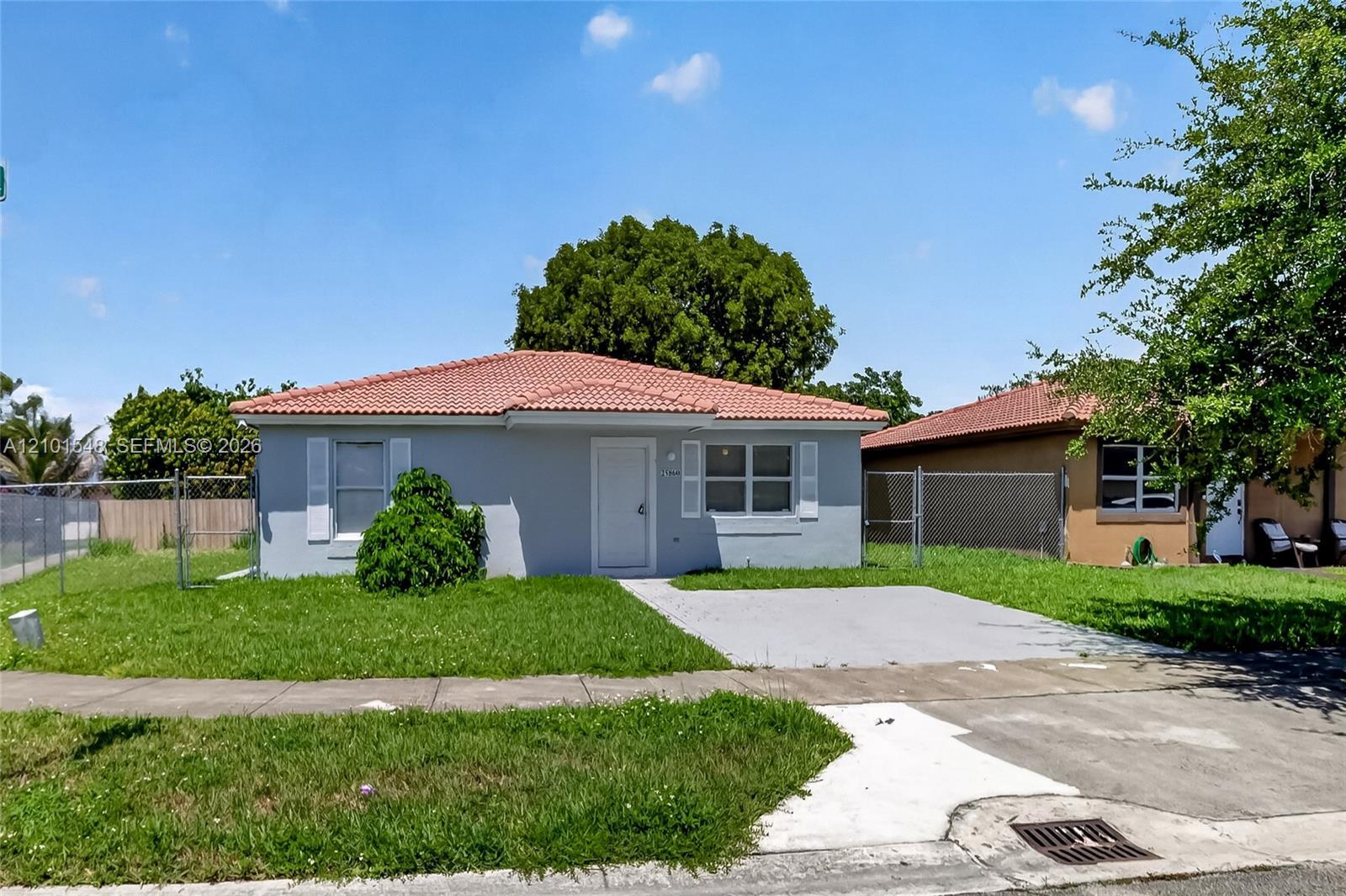25860 SW 127th Pl, Homestead FL 33032 photo 2