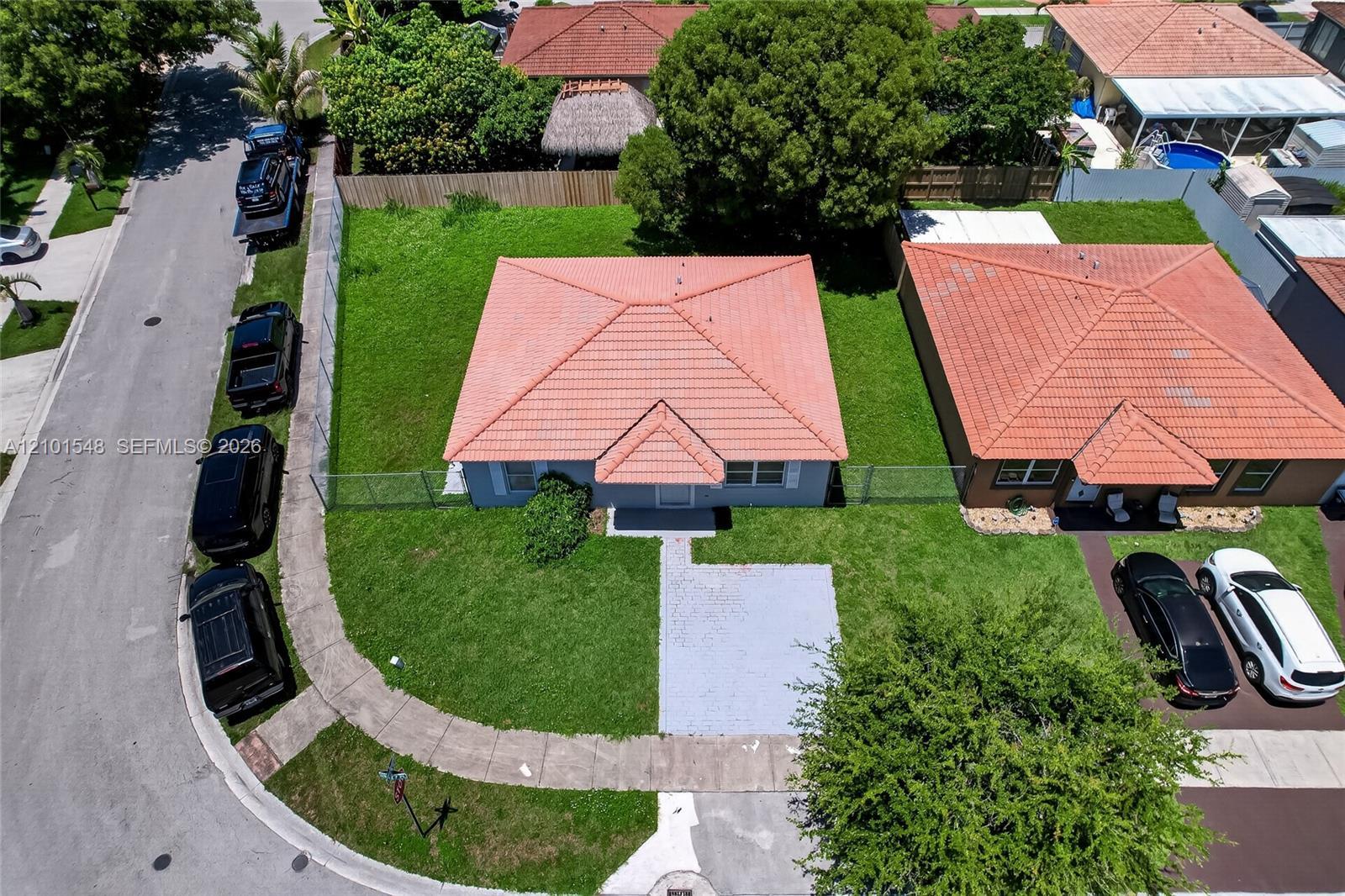 25860 SW 127th Pl, Homestead FL 33032 photo 4