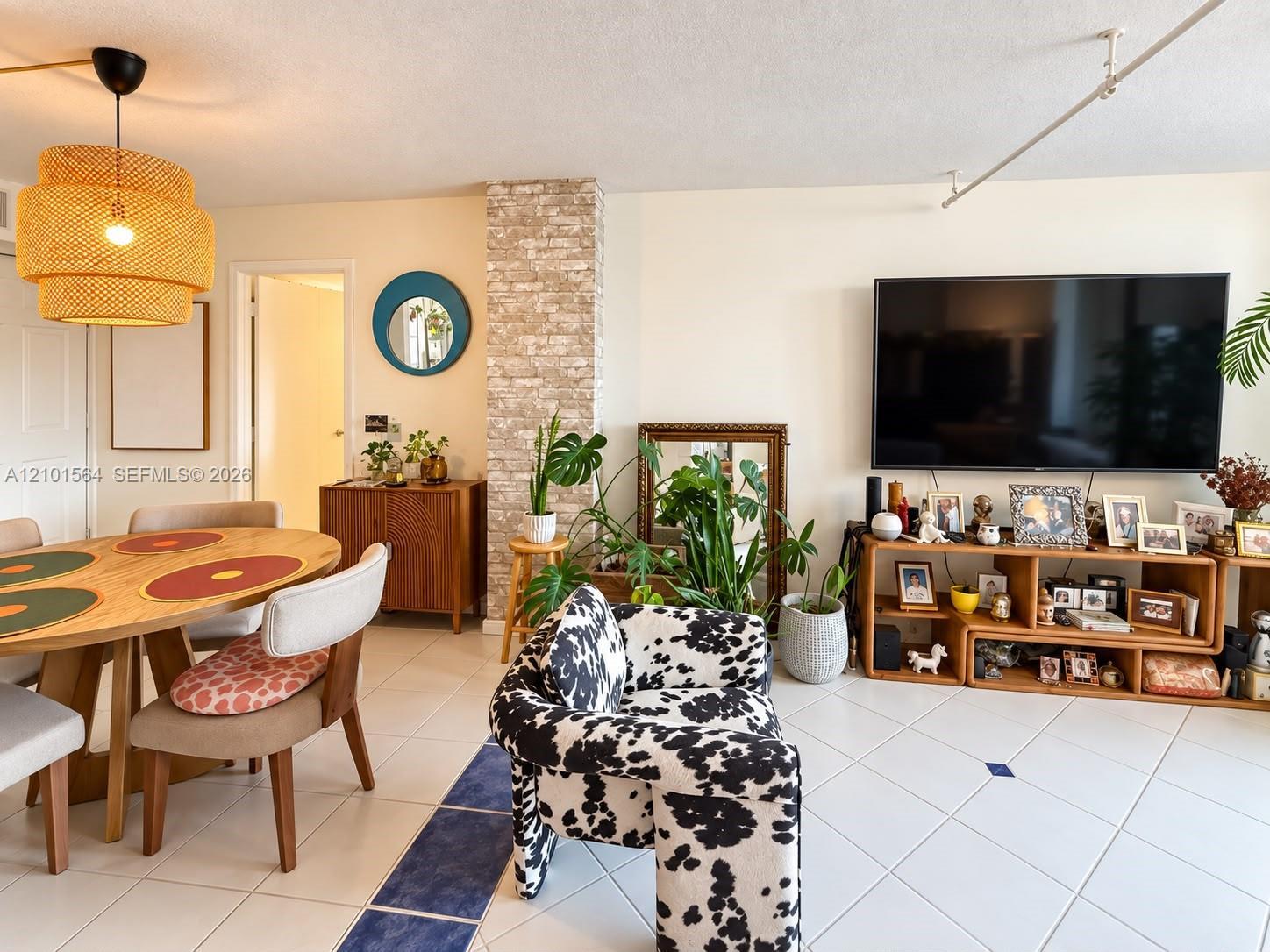 3101 N Country Club Dr # 307, Aventura FL 33180 photo 3
