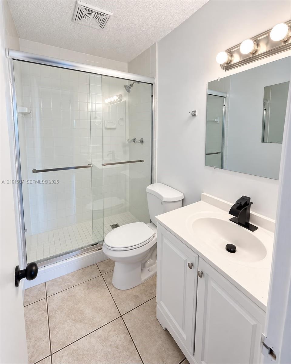 3759 NW 20th St # 705, Lauderdale Lakes FL 33311 photo 5