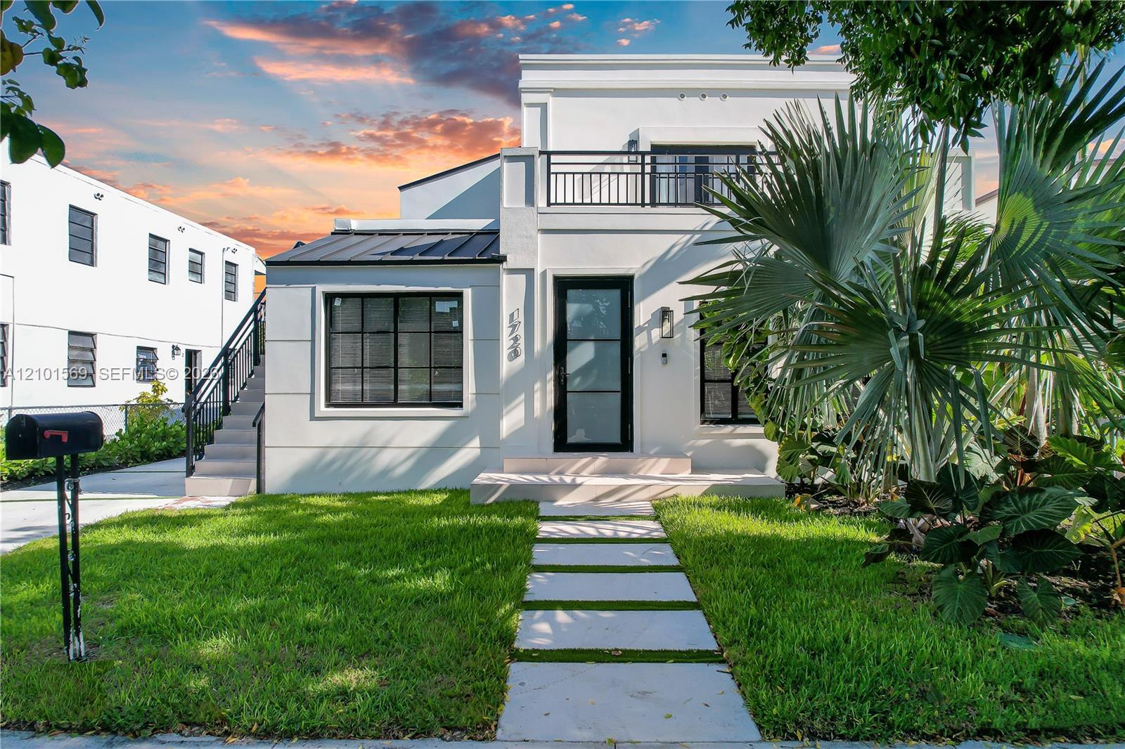 1720 SW 11th St # 1720, Miami FL 33135 photo 2