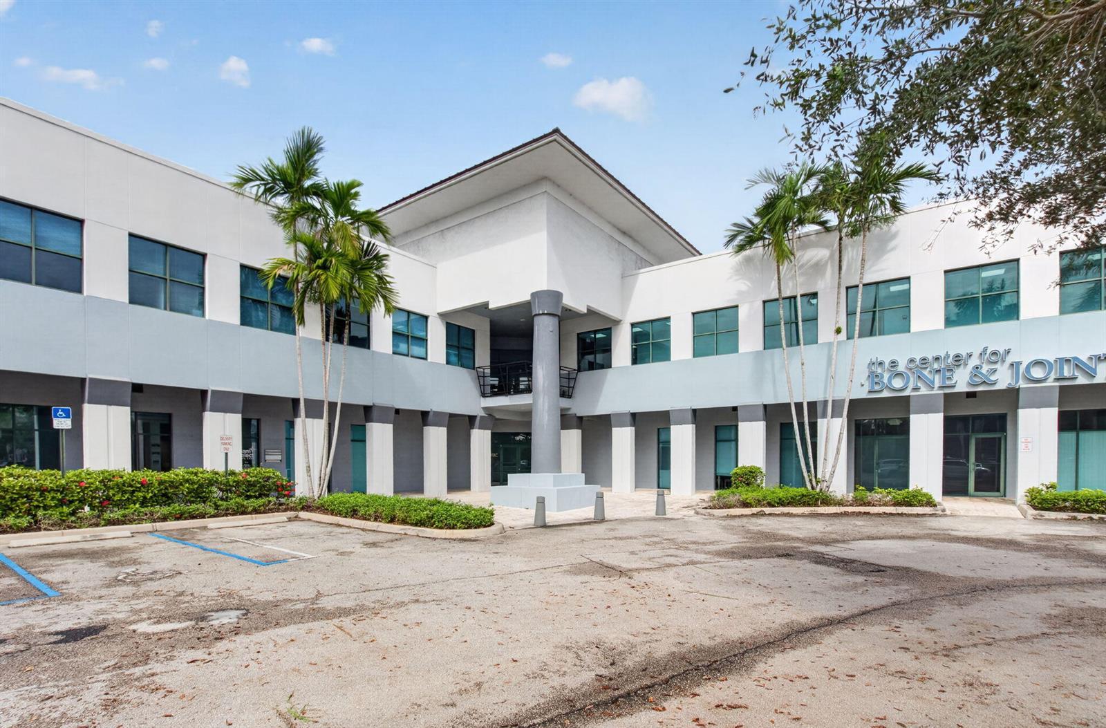 190 CONGRESS PARK Drive # 202, Delray Beach FL 33445 photo 2