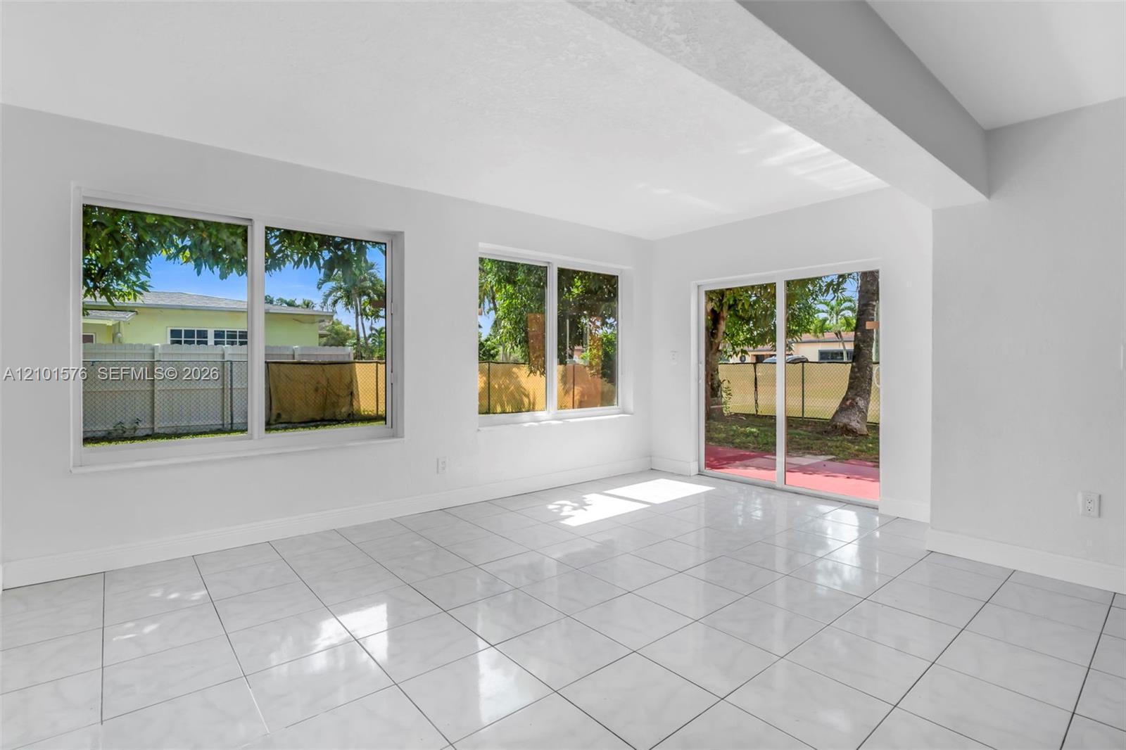7612 Plantation Blvd, Miramar FL 33023 photo 5