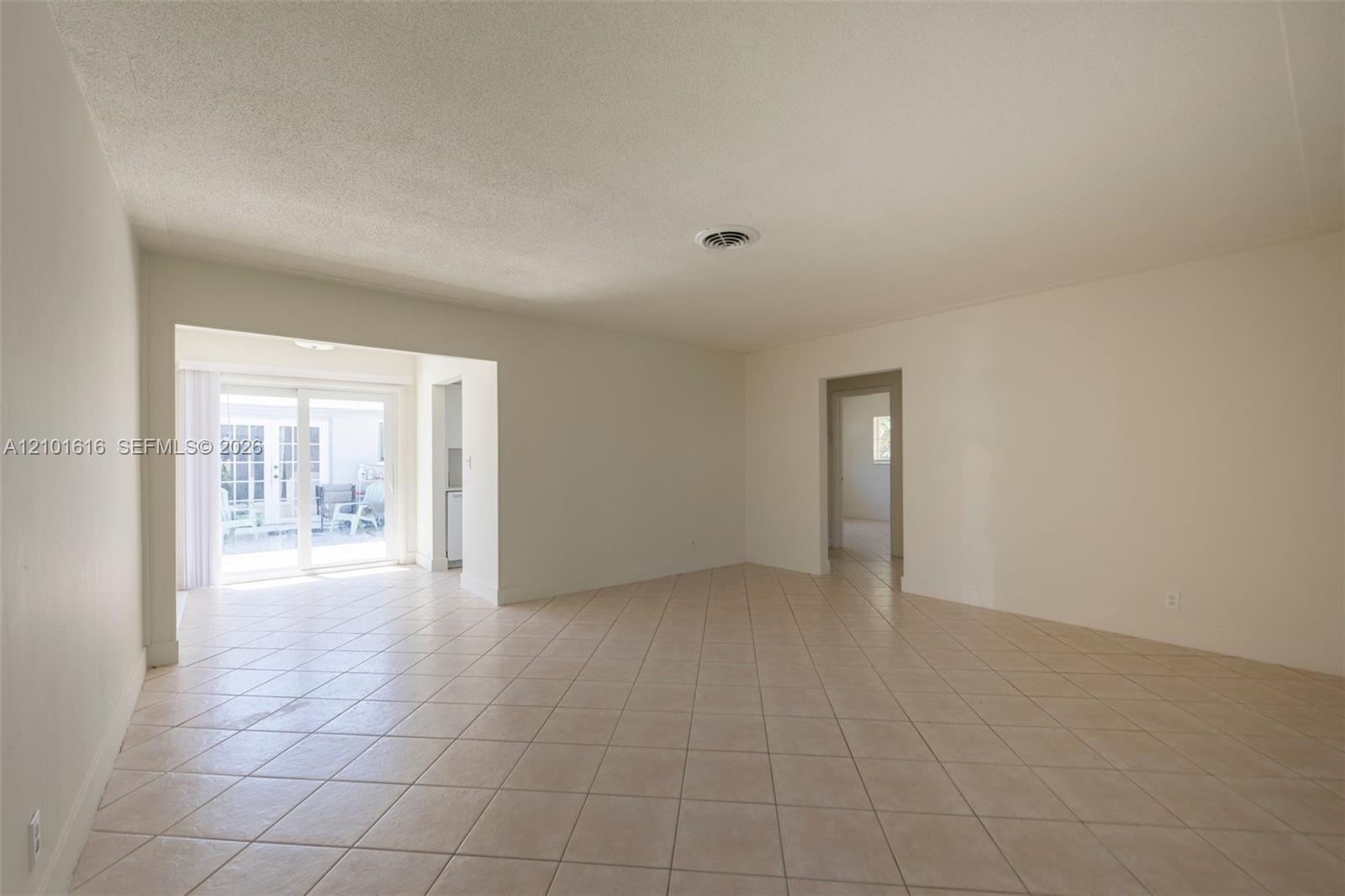 2101 NE 41st St # B, Lighthouse Point FL 33064 photo 4