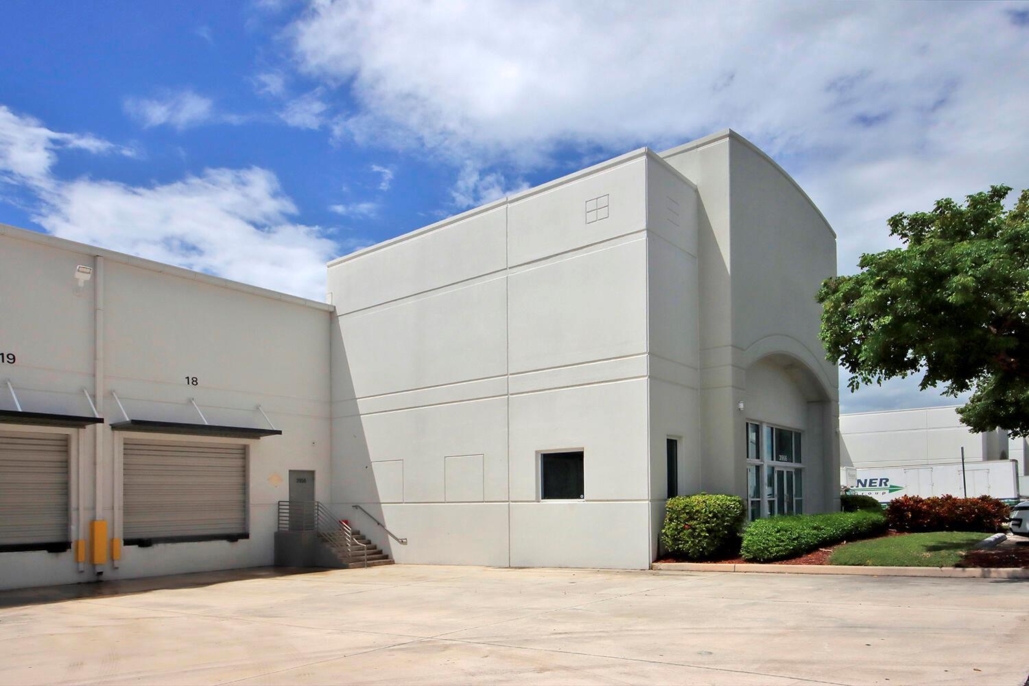 3986 Pembroke Road, Hollywood FL 33021 photo 4