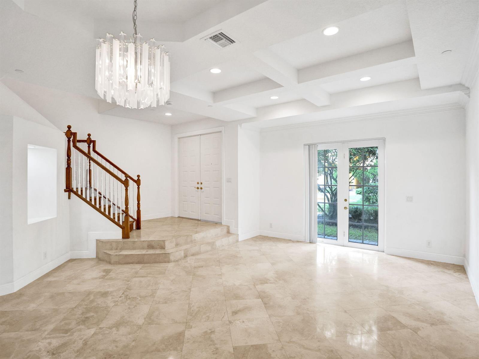 385 NE 69TH Circle, Boca Raton FL 33487 photo 3