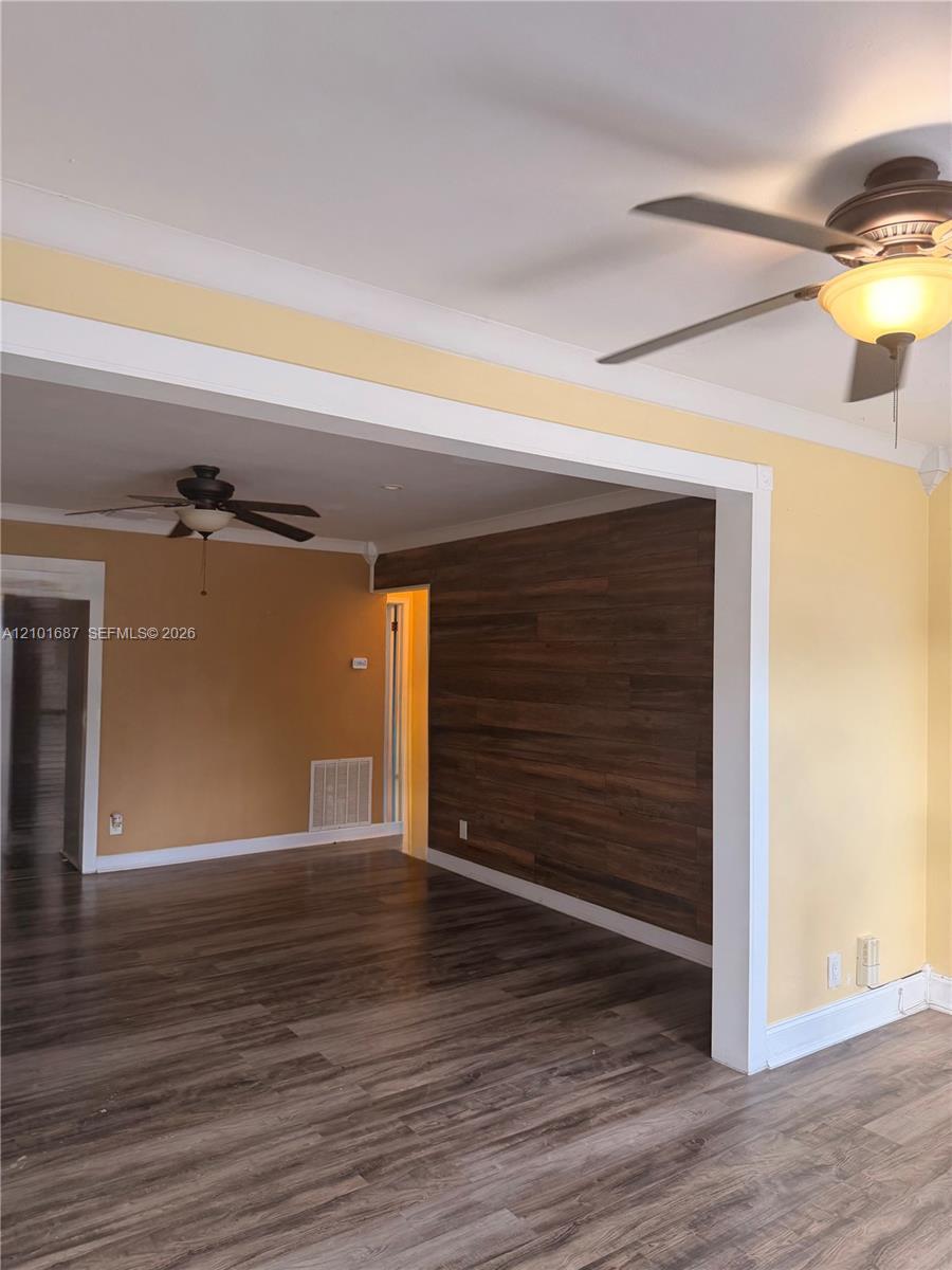 2319 Taft St, Hollywood FL 33020 photo 4