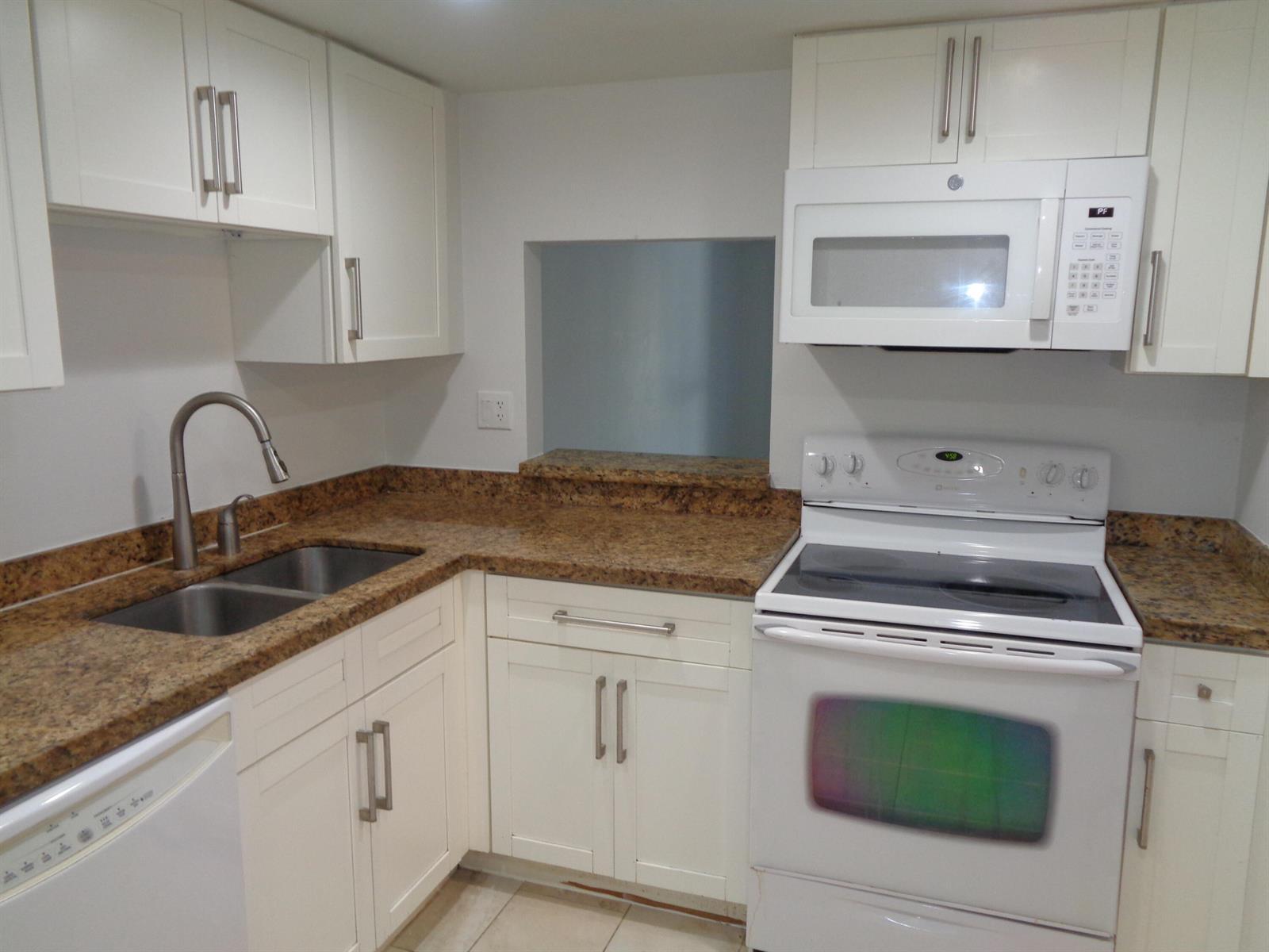 4394 NW 9TH Avenue # 1G, Deerfield Beach FL 33064 photo 4