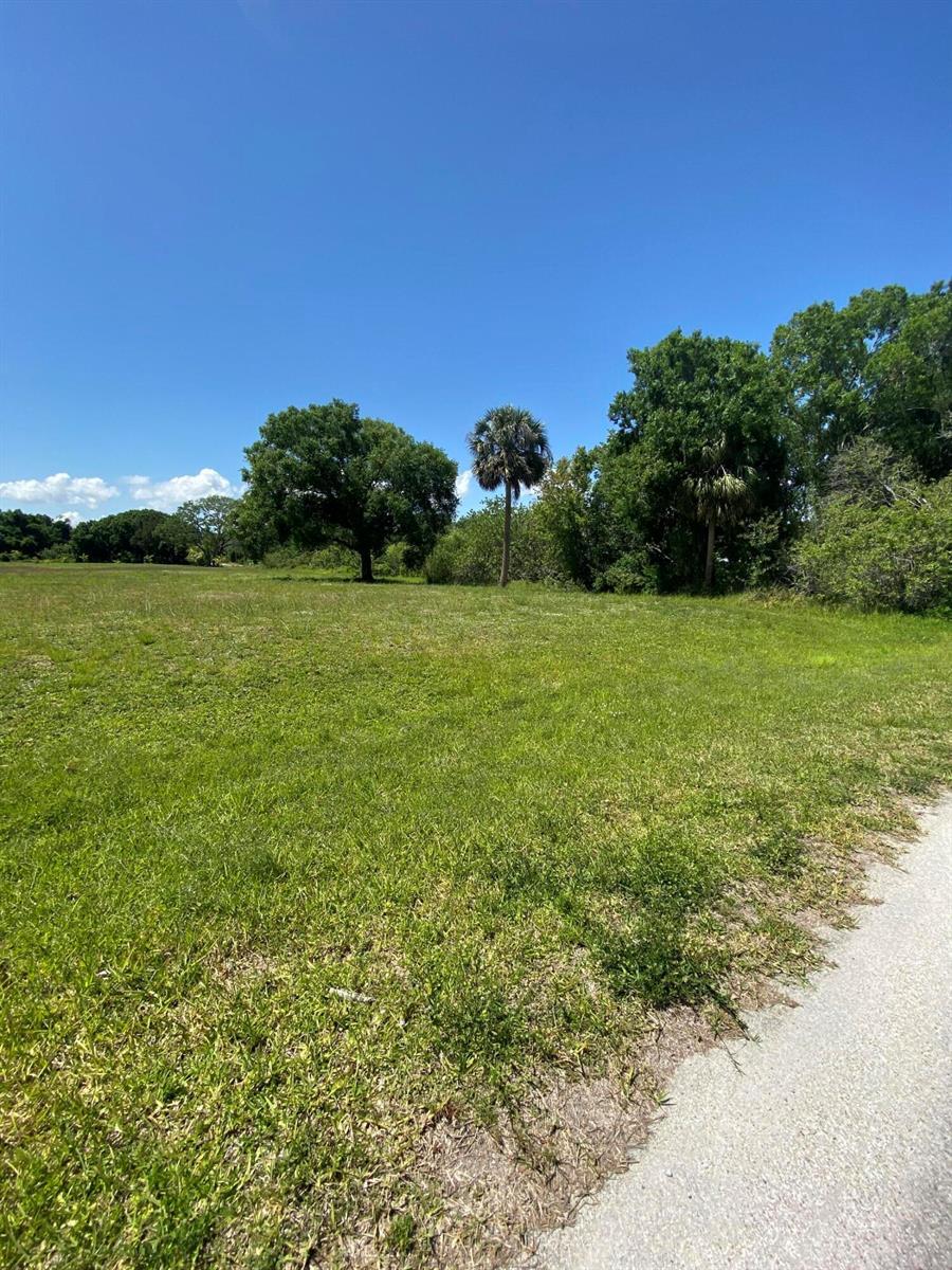 0 NW 24th Avenue, FL 34972 photo 2