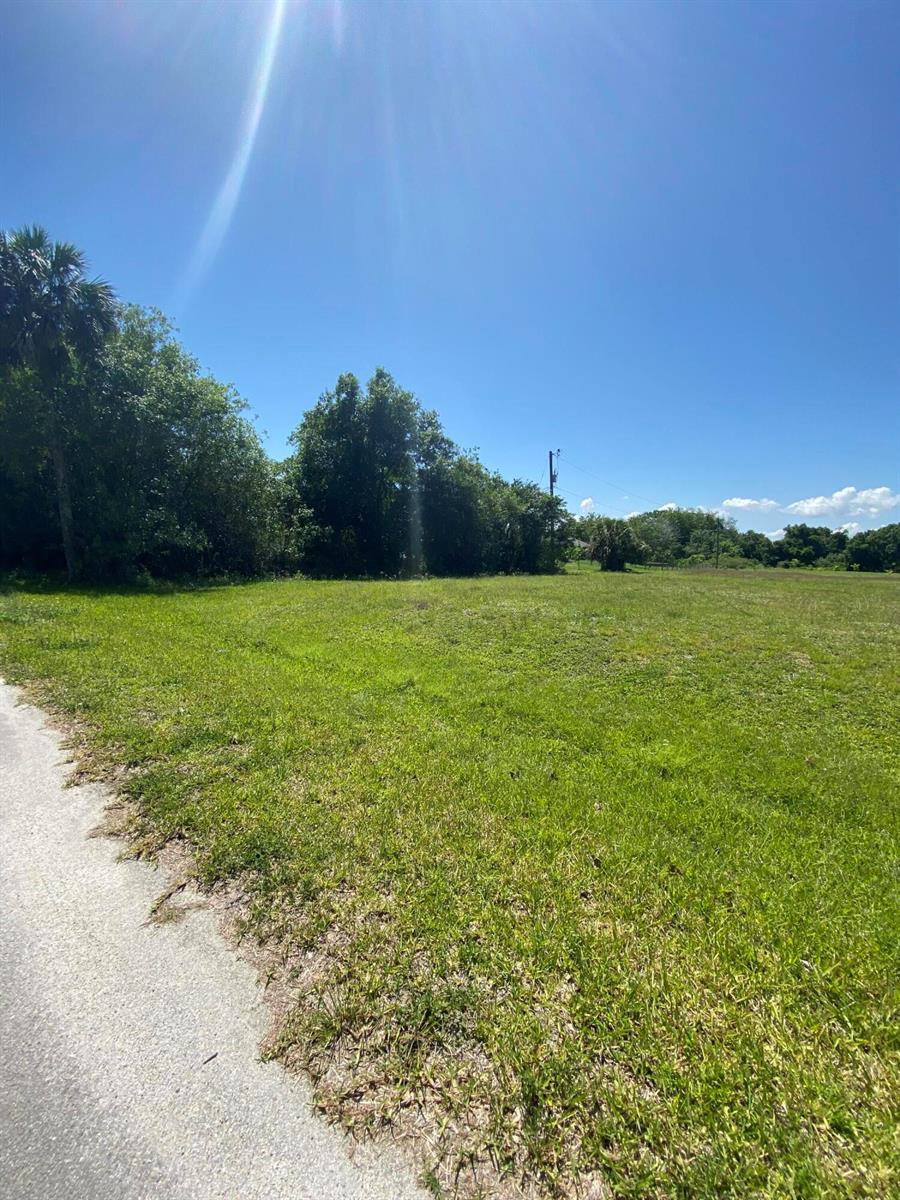 0 NW 24th Avenue, FL 34972 photo 3