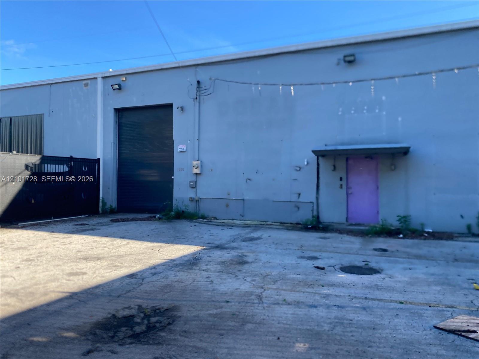 1760 NW 23rd St, Miami FL 33142 photo 2