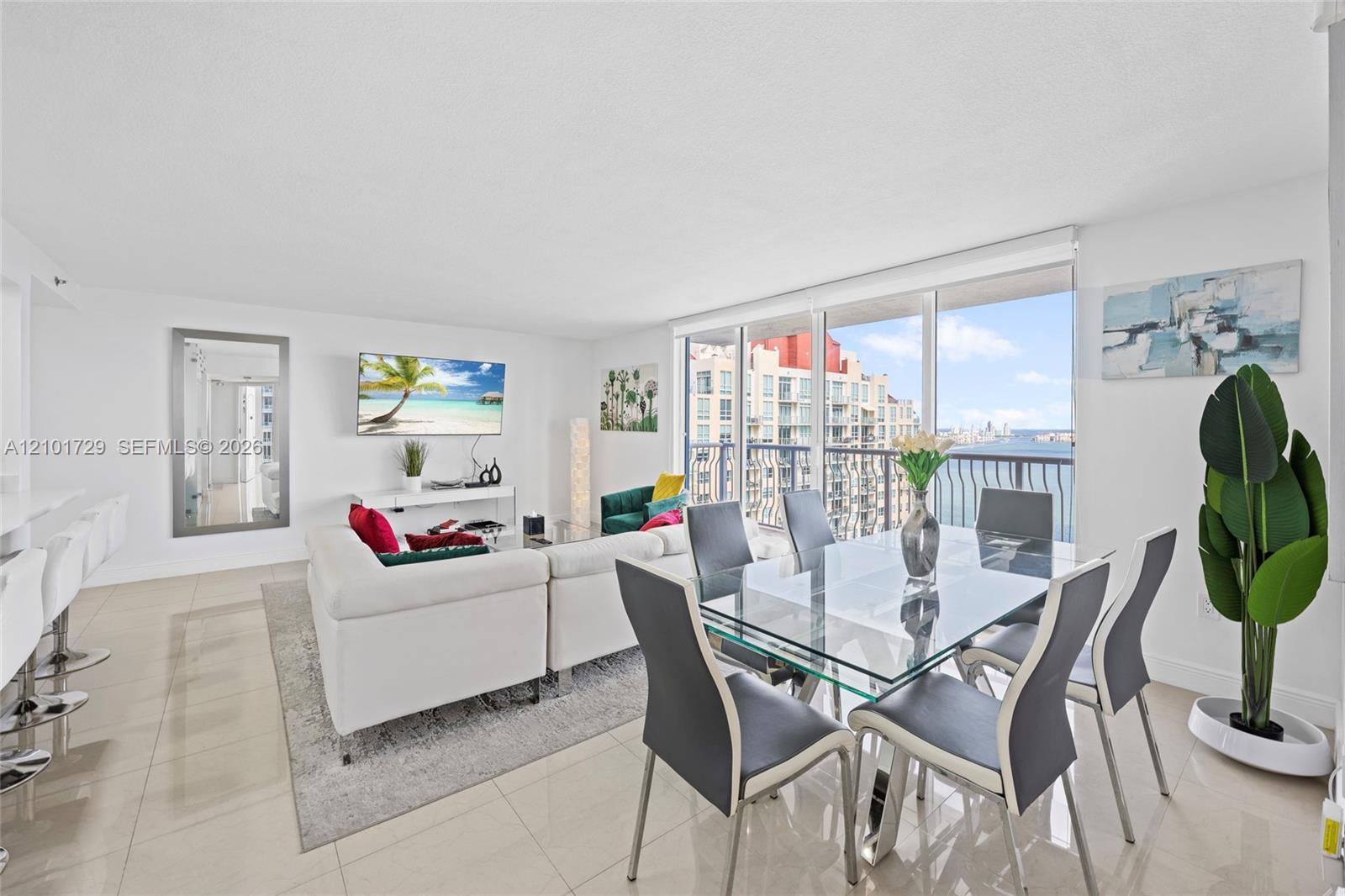 1200 Brickell Bay Dr # 3701, Miami FL 33131 photo 5