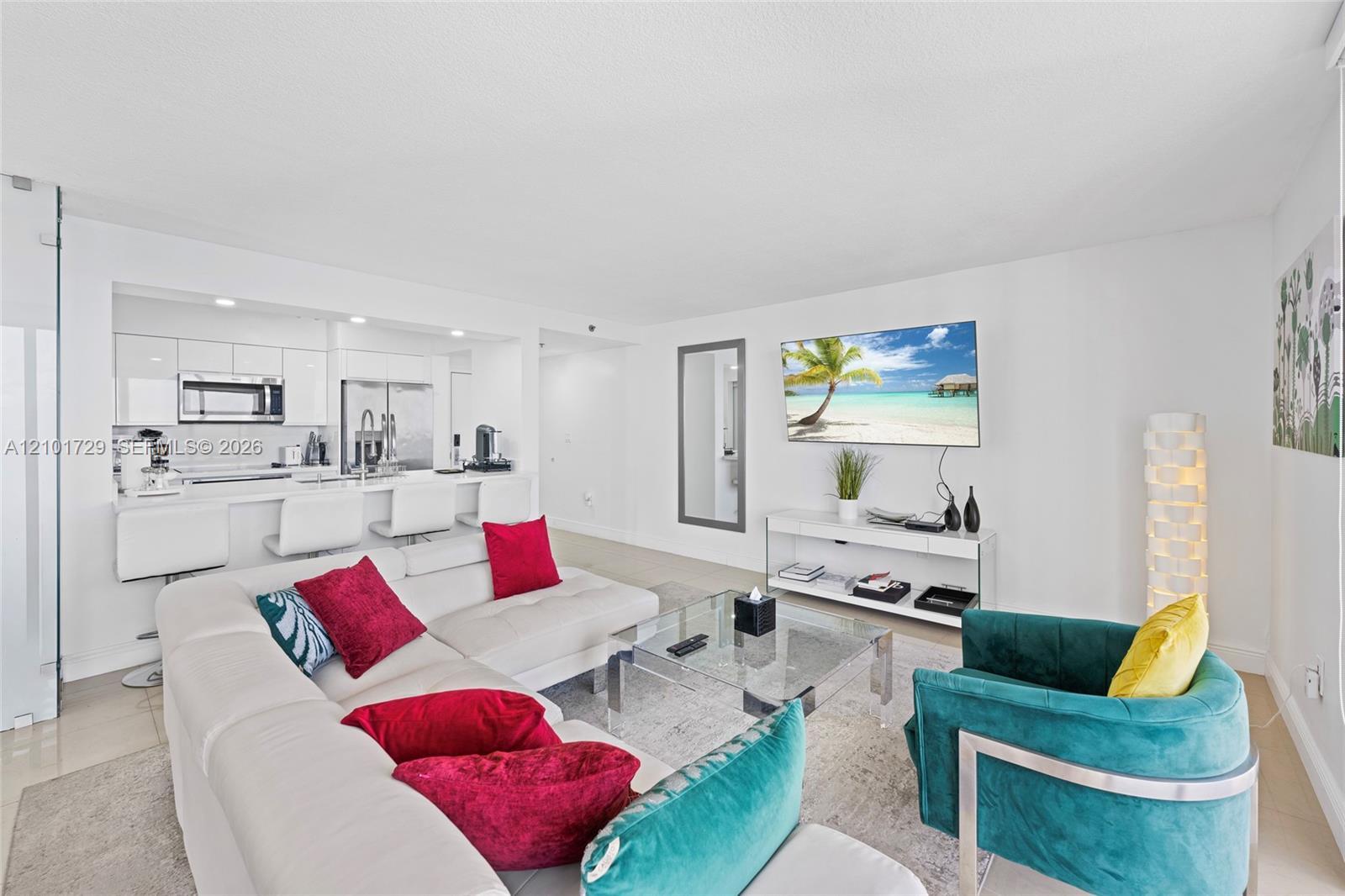 1200 Brickell Bay Dr # 3701, Miami FL 33131 photo 4