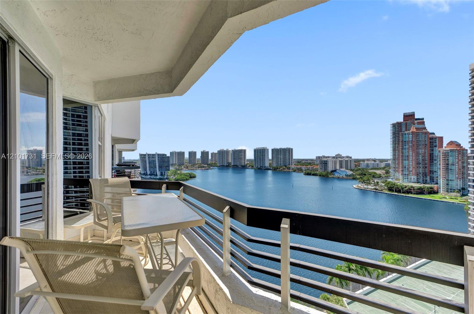 3600 Mystic Pointe Dr, Aventura FL 33180