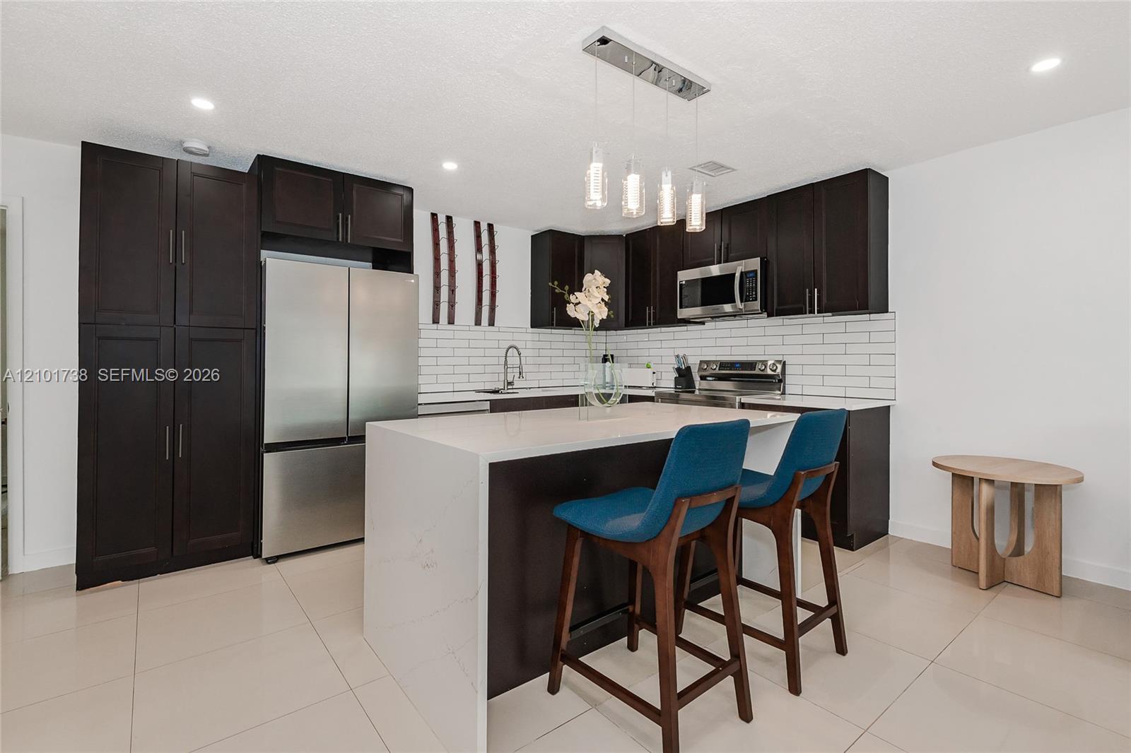 711 SW 14th Ct, Fort Lauderdale FL 33315 photo 3