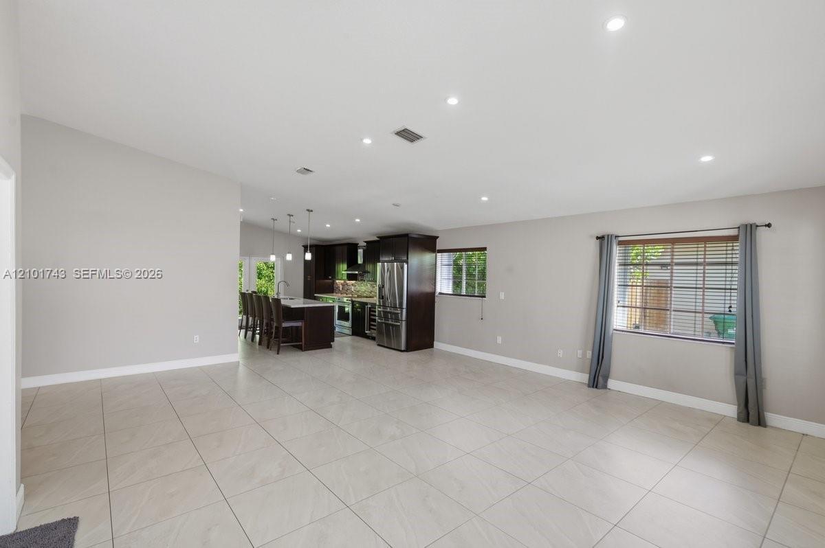 20221 SW 85th Ct, Cutler Bay FL 33189 photo 3