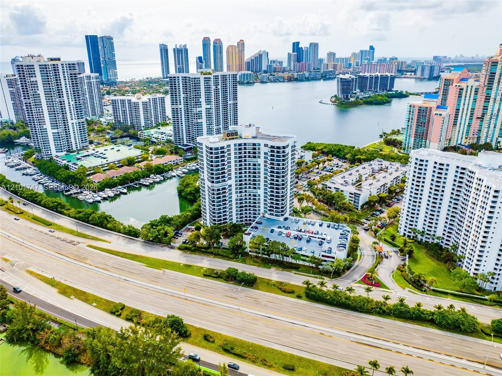 3400 NE 192 ST # 1905, Aventura FL 33180